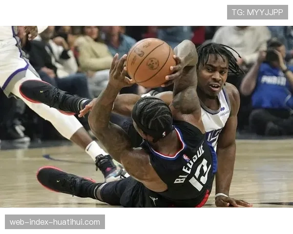 布雷斯特遭遇严重伤病潮，三主力后卫缺阵影响防守体系